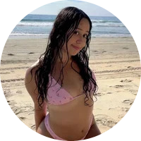 Dania Vega's avatar